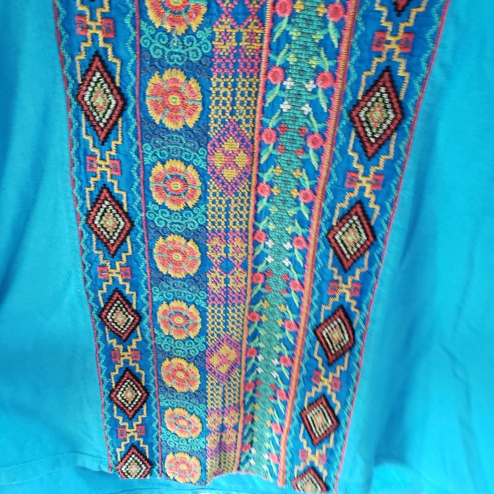 Johnny Was JWLA Embroidered Top - Picture 3 of 6